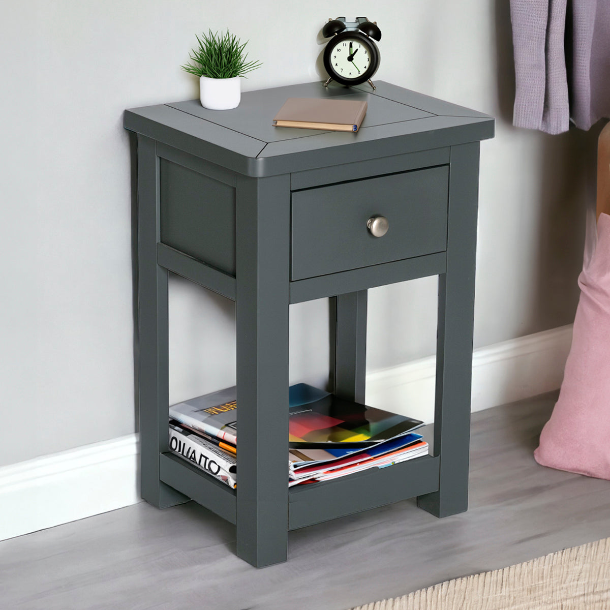 Manor Black 1 Drawer Bedside Table Nightstand Fully Assembled